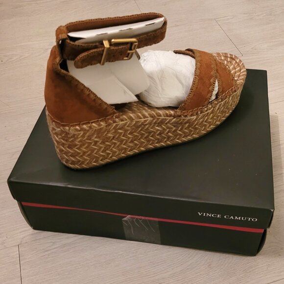 NIB Vince Camuto Leather Wedge sandal, sz 10 - Picture 8 of 13